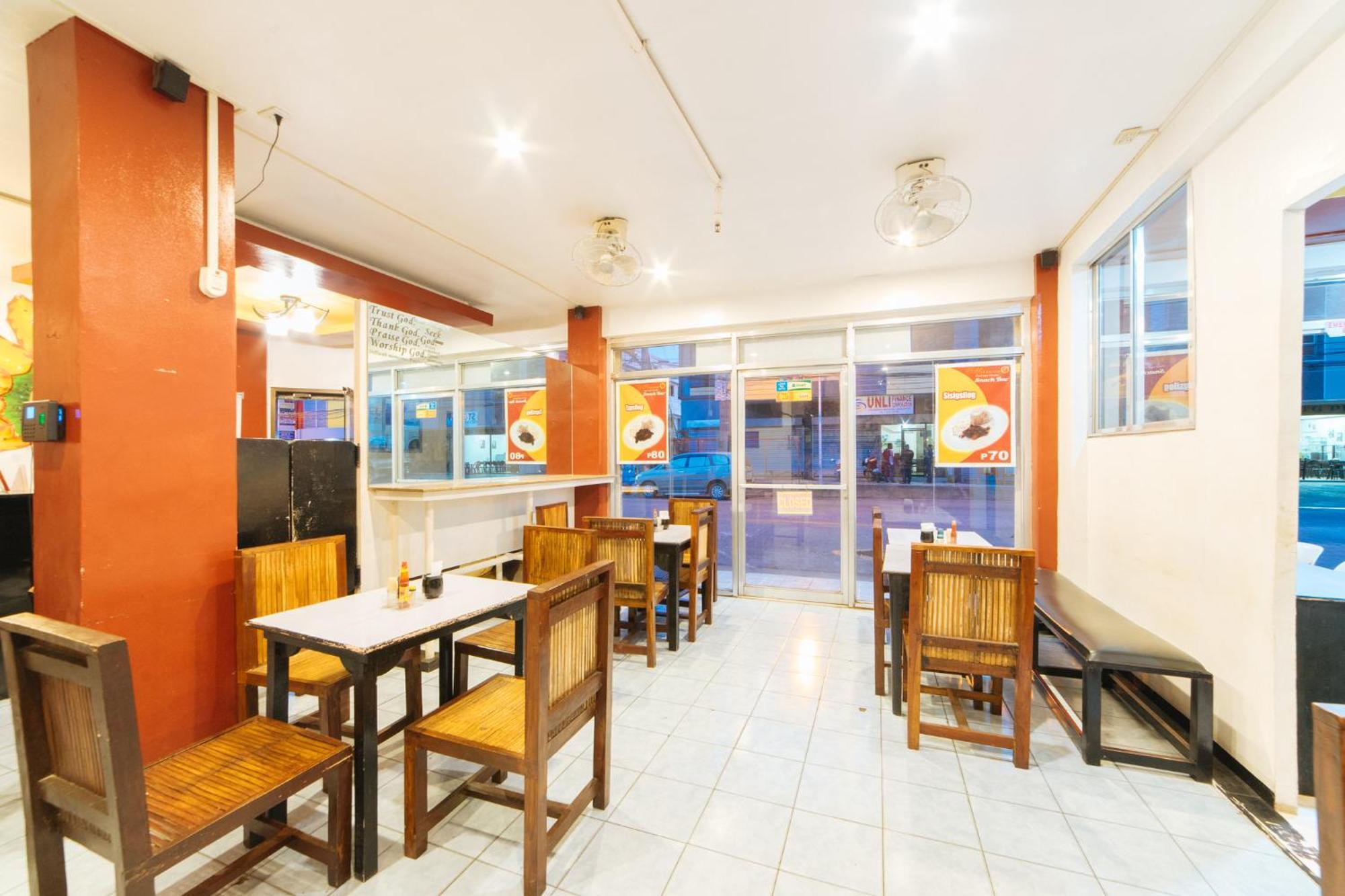 Reddoorz At Nirvana Pension House 바콜로드 외부 사진