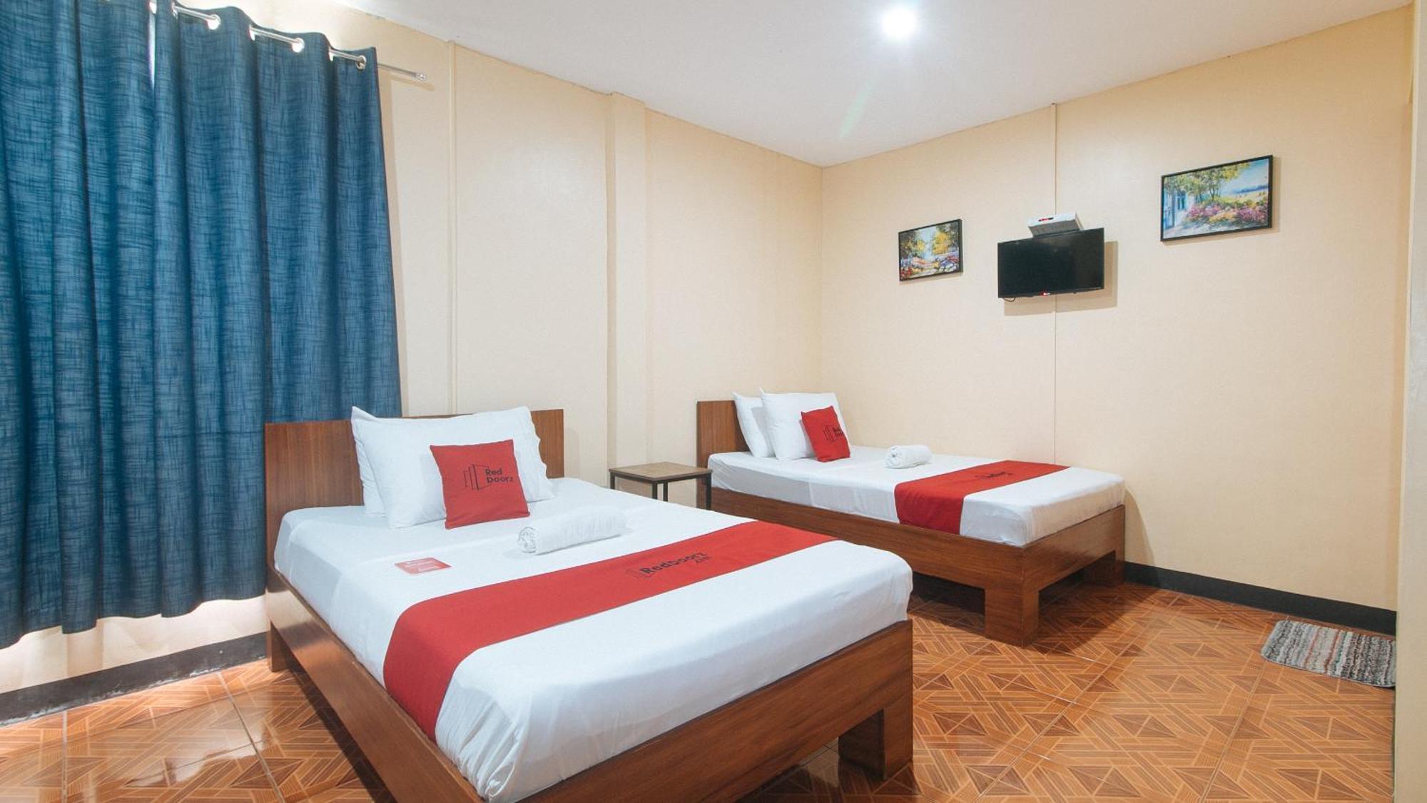 Reddoorz At Nirvana Pension House 바콜로드 외부 사진