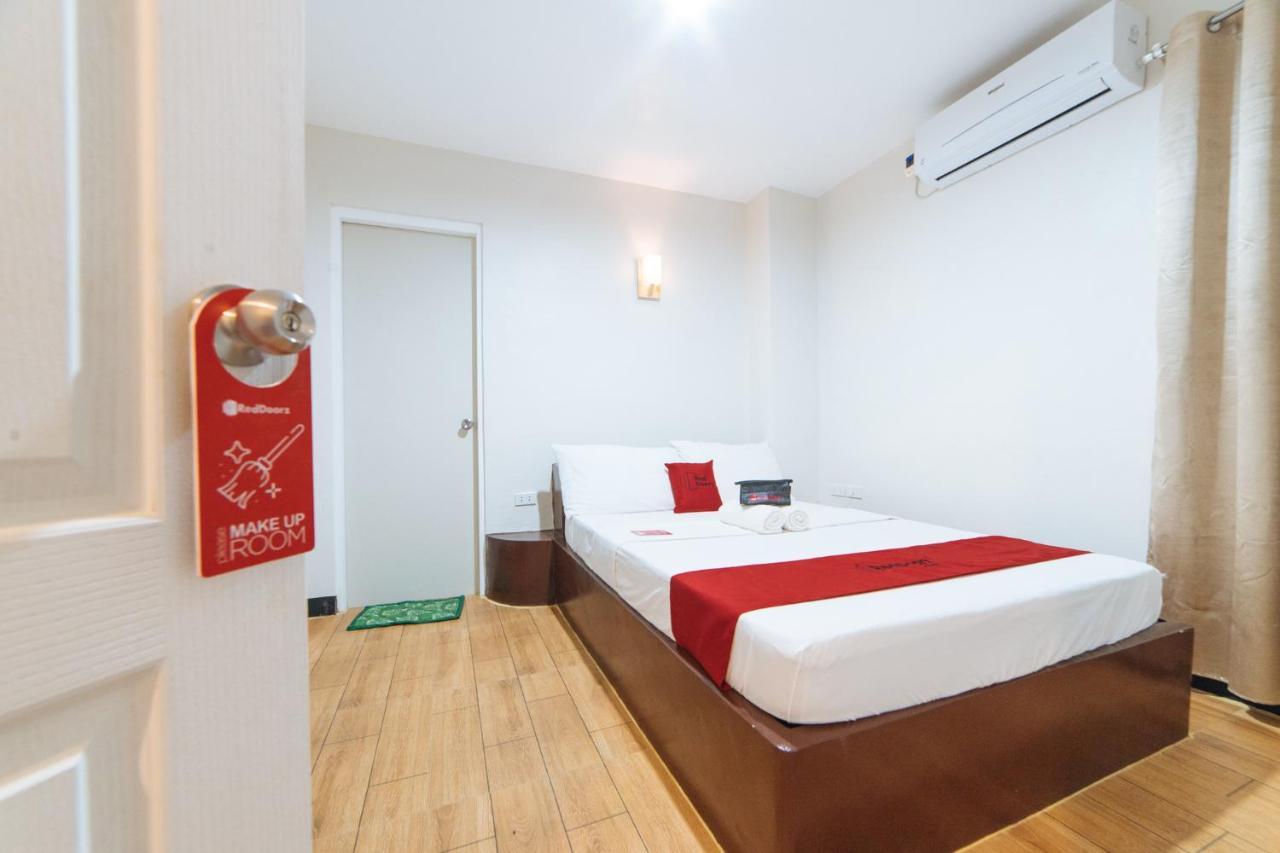 Reddoorz At Nirvana Pension House 바콜로드 외부 사진