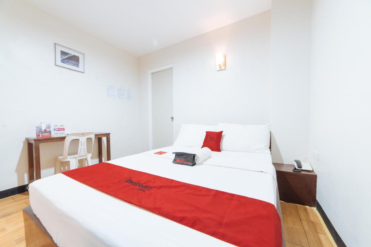 Reddoorz At Nirvana Pension House 바콜로드 외부 사진
